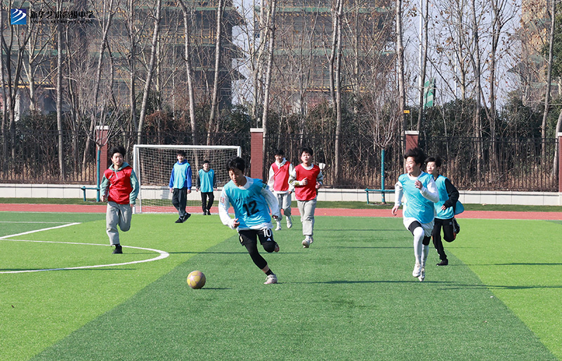 疫情無(wú)情，關(guān)懷暖心——春光下的新華少年更有別樣精彩！